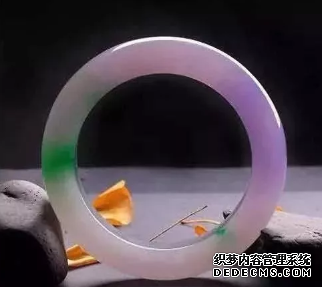 紫翡翠手镯 飘紫翡翠手镯怎么样