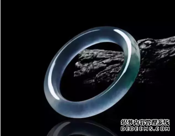 翡翠手镯会越带越透吗 翡翠手镯怎么养才好