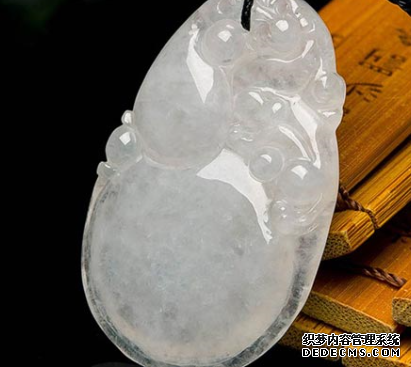 冰糯种翡翠手镯裂纹怎么办 冰糯种翡翠手镯如何避免裂纹