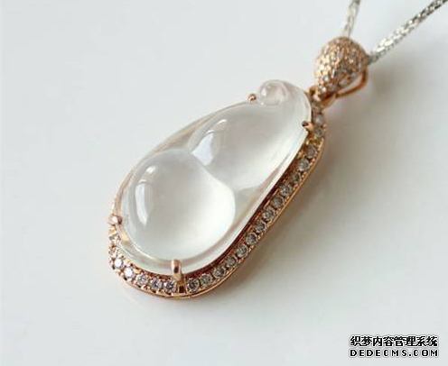 玻璃种翡翠种水怎么分辨好坏 玻璃种翡翠介绍 玻璃种翡翠种水怎么分辨好坏 玻璃种翡翠介绍