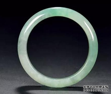 结婚戴什么颜色<a href='http://sjy2.com/' target='_blank'><u>翡翠手镯</u></a>*   <a href='http://sjy2.com/' target='_blank'><u>翡翠手镯</u></a>保值性怎样