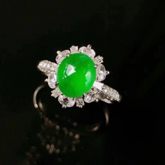 帝王绿玻璃种翡翠戒指