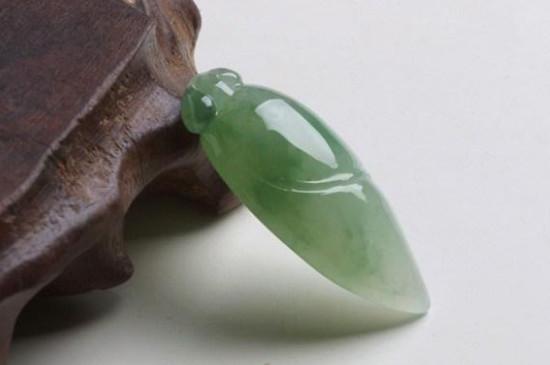 32种翡翠颜色等级排名 翡翠以哪种*