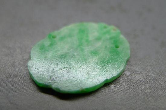 32种翡翠颜色等级排名 翡翠以哪种*